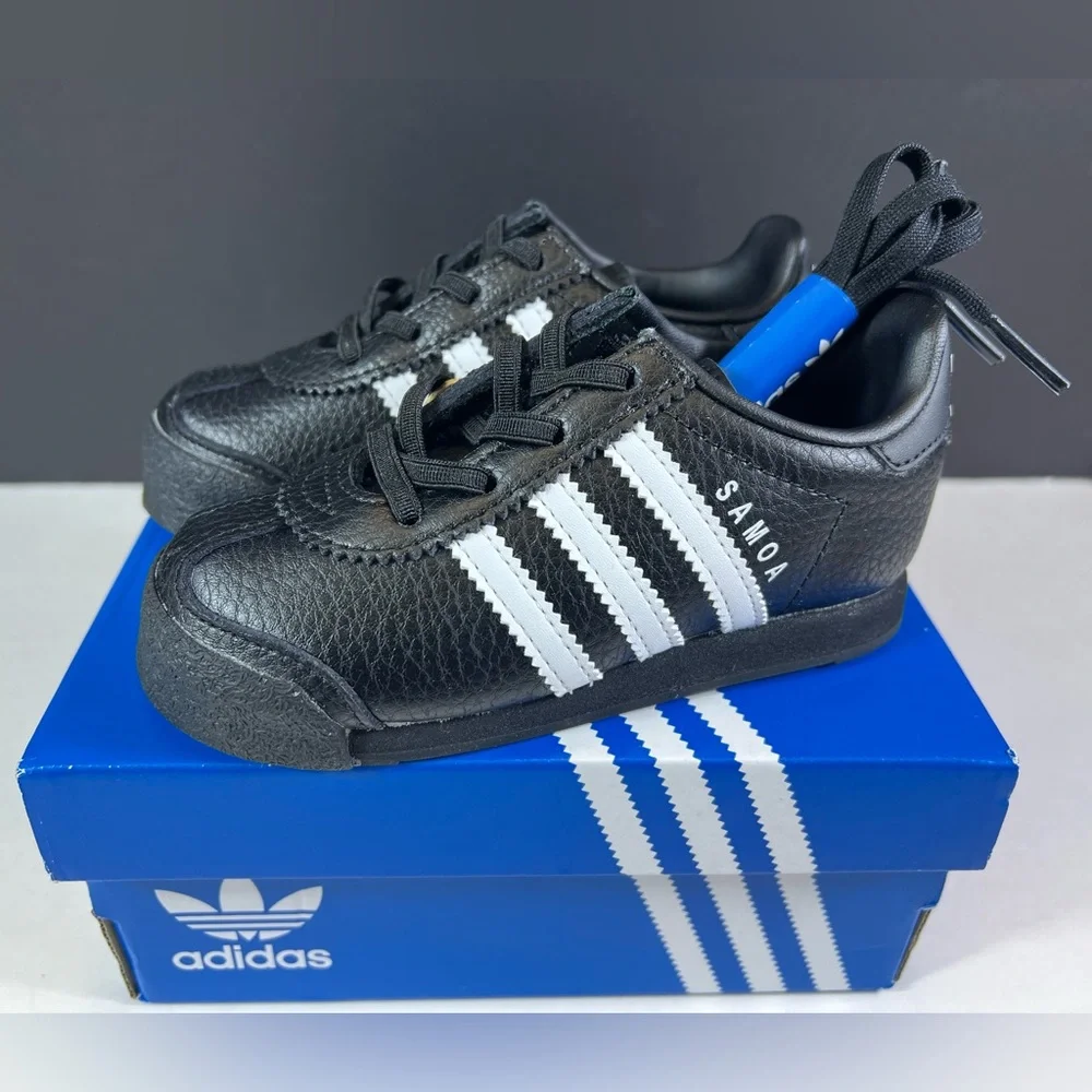 🆕Adidas Kids Samoa sneakers in Black & White – Size 8K New in Box + Extra Laces